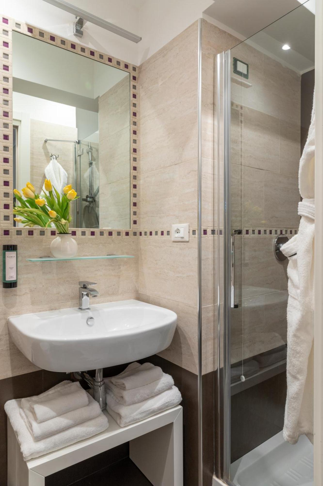 Naman Hotellerie - Spagna Řím Exteriér fotografie