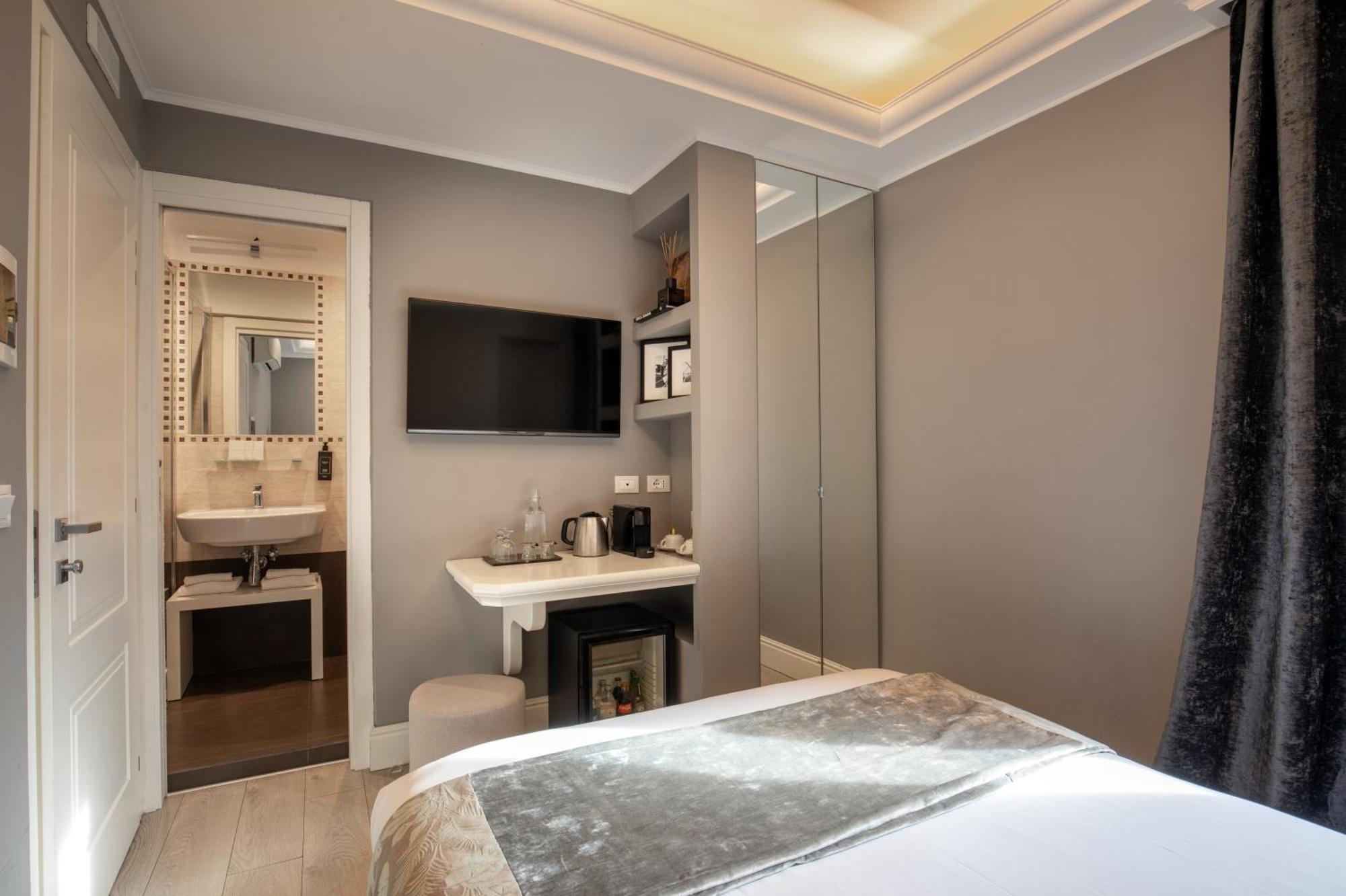 Naman Hotellerie - Spagna Řím Exteriér fotografie